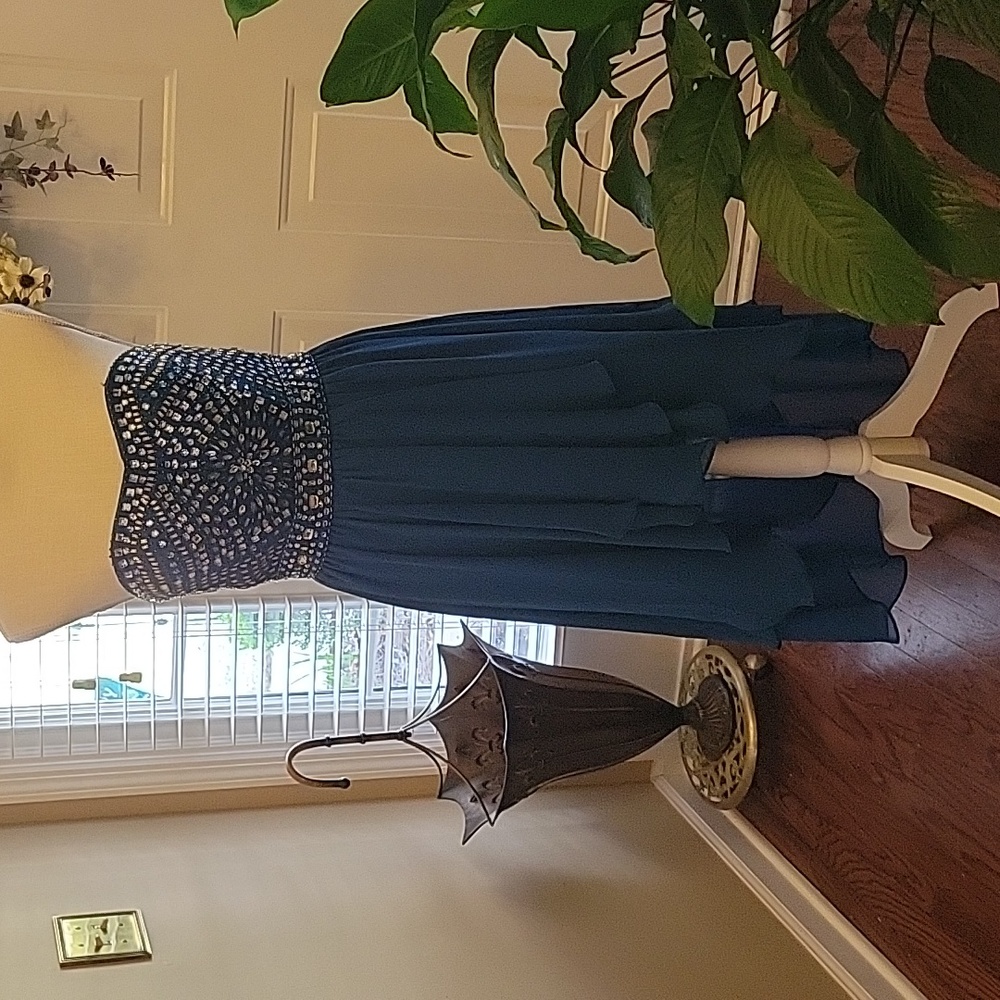 Bee Darlin teal beaded strapless dress asymmetric hem longer back Lined 5/6 EUC…